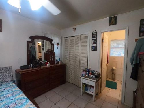 1619 Ashberry Dr, Austin TX 78723-1106 exterior