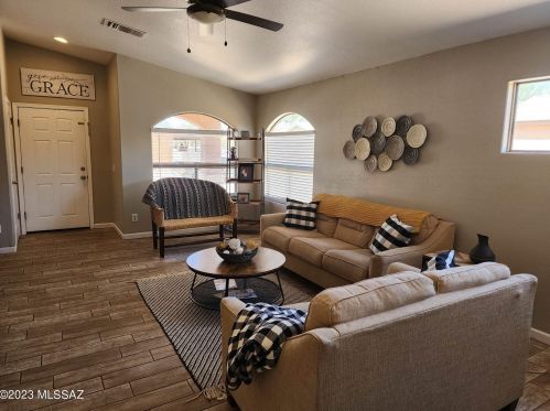 5653 Ballantry Dr, Tucson AZ  85746-1397 exterior