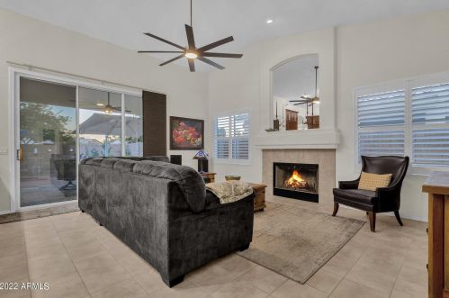 5361 Linda Ln, Chandler AZ 85226-1644 exterior