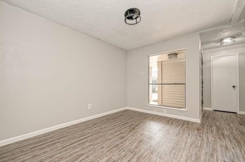 6022 Thom Rd, Humble TX 77346-2764 exterior