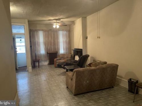 2837 Lawrence St, Philadelphia PA 19120-2803 exterior