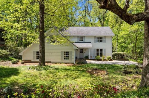 5078 Hidden Branches Dr, Atlanta, GA 30338-3910