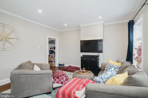 426 Leverington Ave, Philadelphia PA 19128-3314 exterior