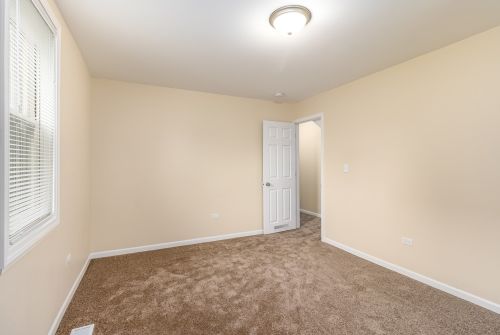 101 Eastern Ave, Joliet IL 60433-1034 exterior