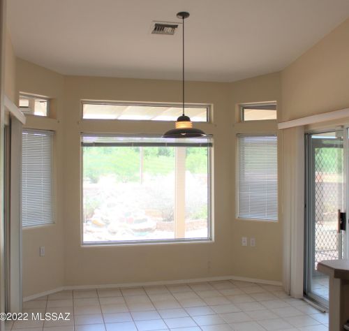 1401 Abrego Dr, Green Valley AZ 85614-3640 exterior