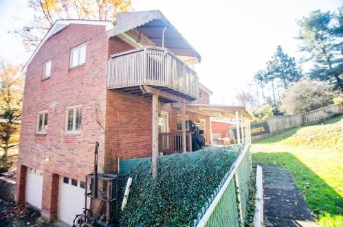 2305 Marbury Rd, Pittsburgh PA exterior