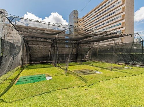 2333 Kapiolani Blvd, Honolulu HI 96826-4485 exterior