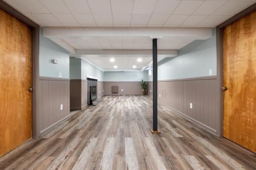 165 Chadwick St, North Andover MA 01845-1705 exterior