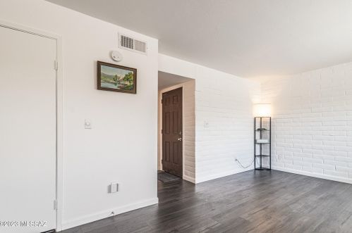 8450 Old Spanish Trl, Tucson, AZ 85710-4302