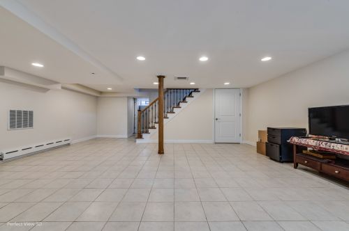 6629 Ramona Ave, Chicago IL 60712-3027 exterior