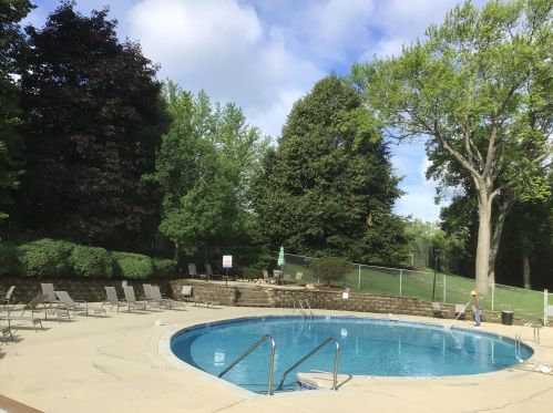 8551 Servite Dr, Milwaukee WI  53223-2574 exterior