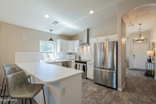 2728 Alameda Rd, Phoenix AZ  85024-6223 exterior