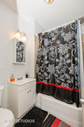 901 Central Park Ave, Chicago IL 60805-1463 exterior