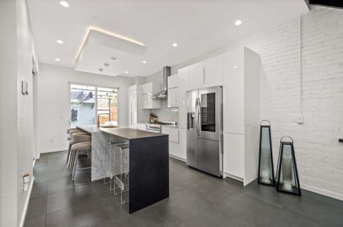 4724 Hatfield St, Pittsburgh PA  15201-2921 exterior