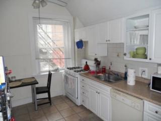 190 Naples Rd, Brookline MA  02446-5750 exterior