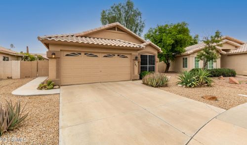 782 Baylor Ln, Chandler, AZ 85225-1766