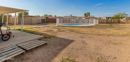 5222 41st Dr, Phoenix AZ  85019-2411 exterior