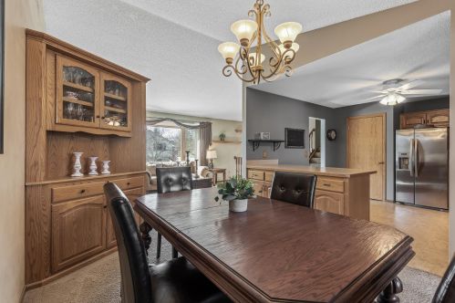 2219 Heath Ave, Saint Paul MN 55128-5001 exterior