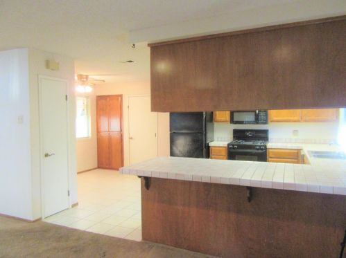 103 Rugosa Dr, Folsom CA 95630-2919 exterior