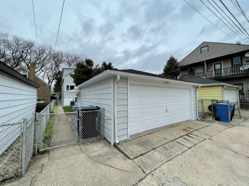 4951 Mcvicker Ave, Chicago IL  60630-1922 exterior