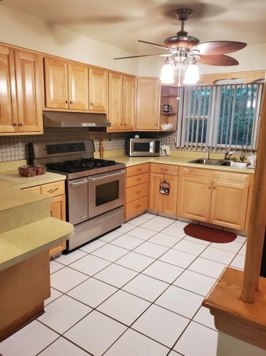 2240 Oak Ln, Gary IN 46408-2450 exterior