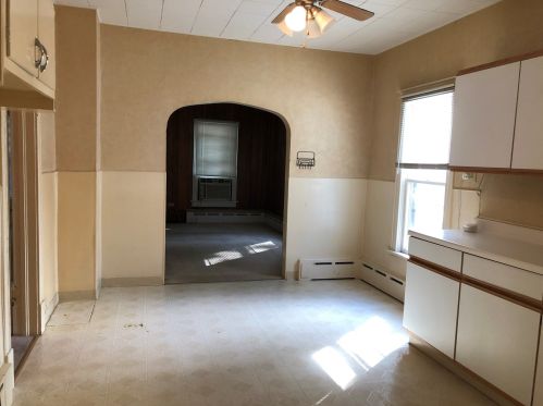 613 Vine St, Joliet IL 60435-4638 exterior