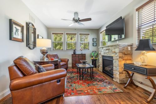 12531 Ridgefield Dr, Saint Louis MO 63131-3622 exterior