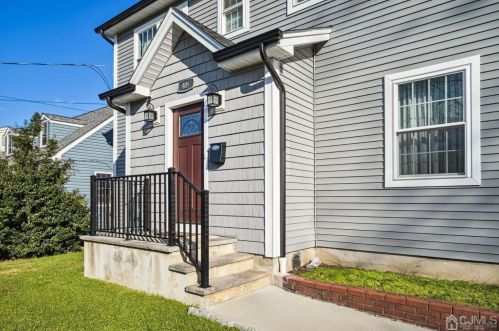 405 Prospect Ave, Green Brook NJ  08812-1529 exterior