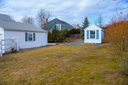 405 Roosevelt Ave, Springfield MA 01118-1160 exterior