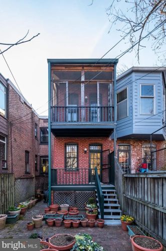 132 12 St, Washington DC 20003-1413 exterior