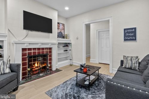 141 56 St, Philadelphia PA 19143-5306 exterior