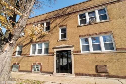 3807 Linder Ave, Chicago, IL 60641-2532