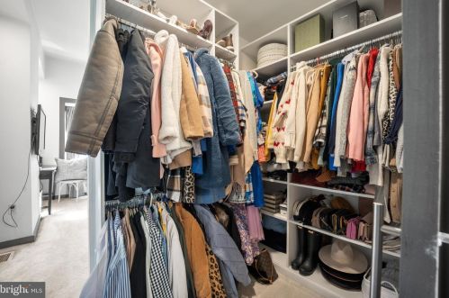 4043 Boone St, Philadelphia PA  19127-1704 exterior