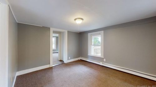 226 Farmington Ave, New Britain CT 06053-2932 exterior