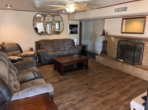 5072 Roberts Dr, Frisco TX 75056-1623 exterior