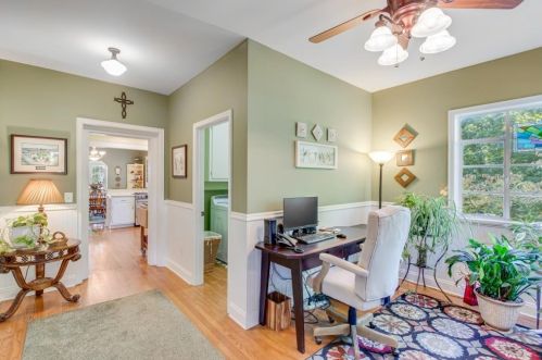 700 Ridgewood Ave, Gainesville GA 30501-3140 exterior