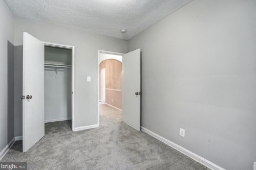 872 Bellevue St, Washington DC 20032-6002 exterior