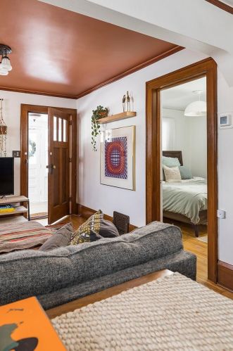 1082 Englewood Ave, Saint Paul MN 55104-1410 exterior