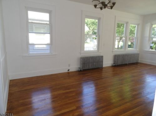 32 Mawhinney Ave, Paterson NJ 07506-1208 exterior