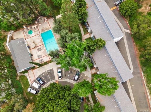 1735 Brea Blvd, Fullerton CA 92835-3917 exterior