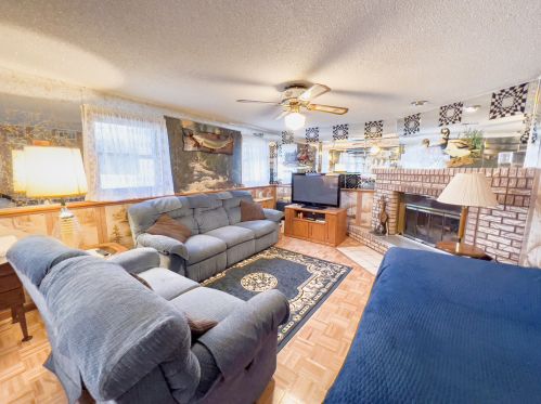 10733 Nordica Ave, Worth IL 60482-1442 exterior