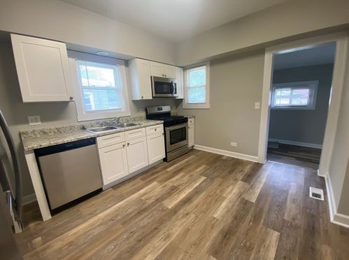 206 20 Ave, Broadview IL 60153-1732 exterior