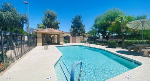 625 Hamilton St, Chandler AZ  85225-3965 exterior