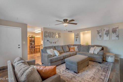 970 Gary Dr, Chandler AZ  85225-1437 exterior