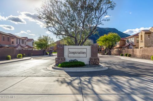 5310 Chisum Trl, Phoenix AZ  85083-6356 exterior