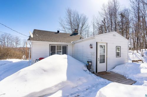 3809 Elysian Ave, Duluth MN 55803-1723 exterior