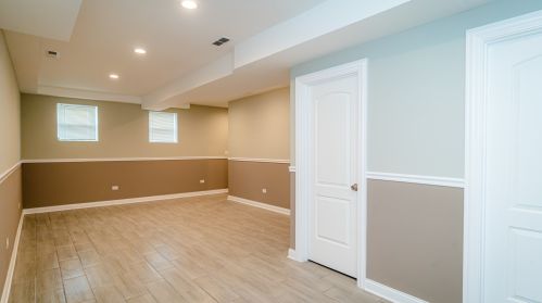 3221 Parnell Ave, Chicago IL 60628-6311 exterior