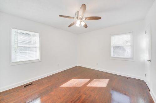 2100 Cascade Rd, Atlanta GA 30311-2830 exterior