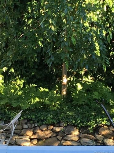 26 Emerson St, Norwalk CT 06855-1320 exterior