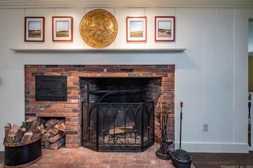 62 Rte 80, Deep River CT 06419-1429 exterior